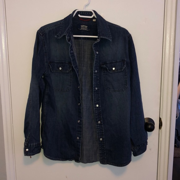 Vintage Levi’s jean button up - Picture 1 of 2